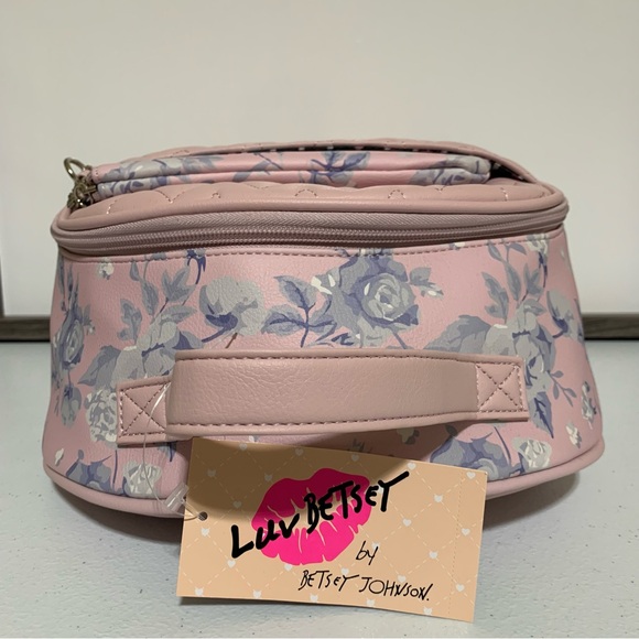 Luv Betsey by Betsey Johnson Charli Backpack-NWT - Picture 9 of 13